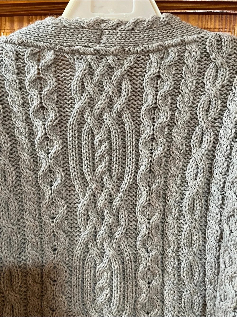 Aran Crafts Ireland 100% Merino Wool Chunky Cable Knit Cardigan Light Taupe - Picture 11 of 13